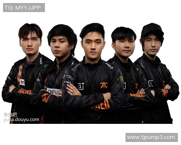 DOTASLAM大满贯赛事Fnatic战队队员训练日常